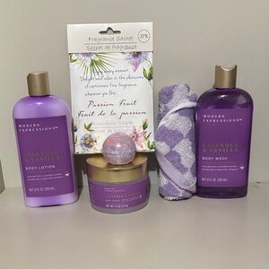 Expressions Lavender & Vanilla Body Wash Set - Purple